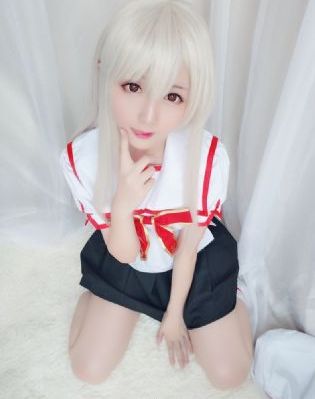 两个人走路会挨到一起_1080免费观看最新