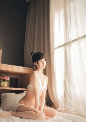 18禁人妖av乱码一区二区_高清完整视频
